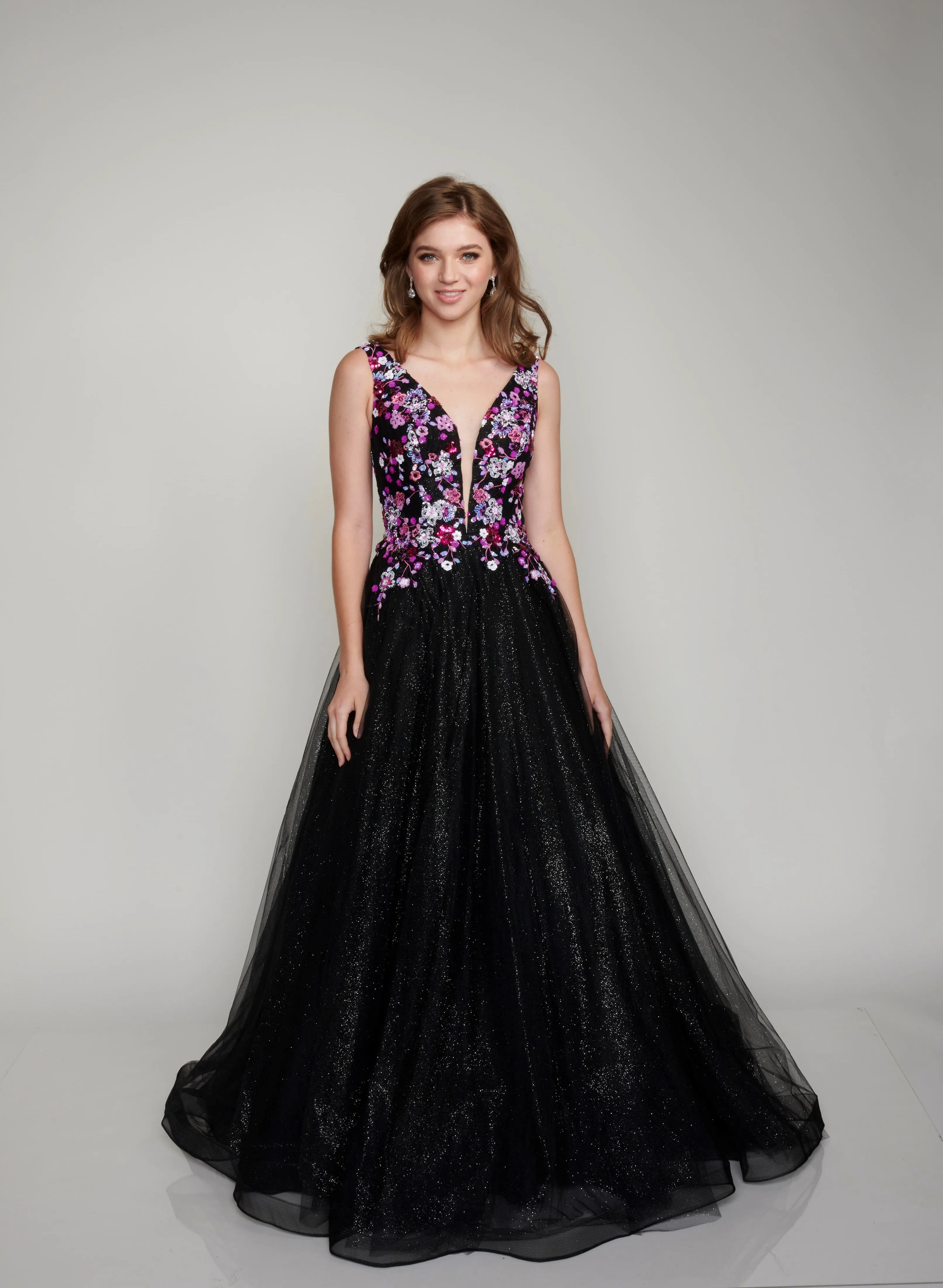 Nina Canacci 3184 Size 6 Long Ballgown Prom Pageant Gown Floral shimmer Formal Dress