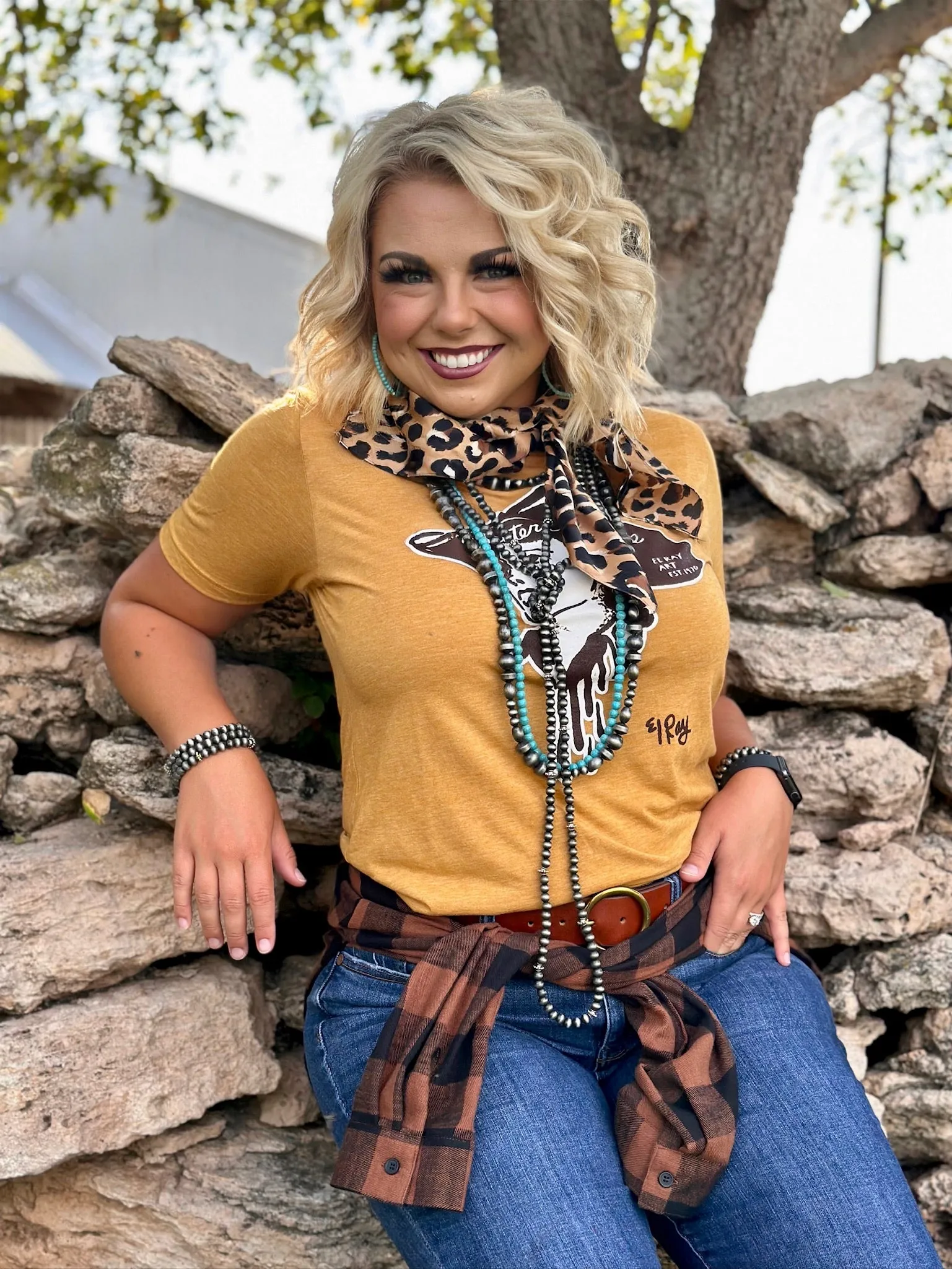 Western Vibes Antique Gold Tee